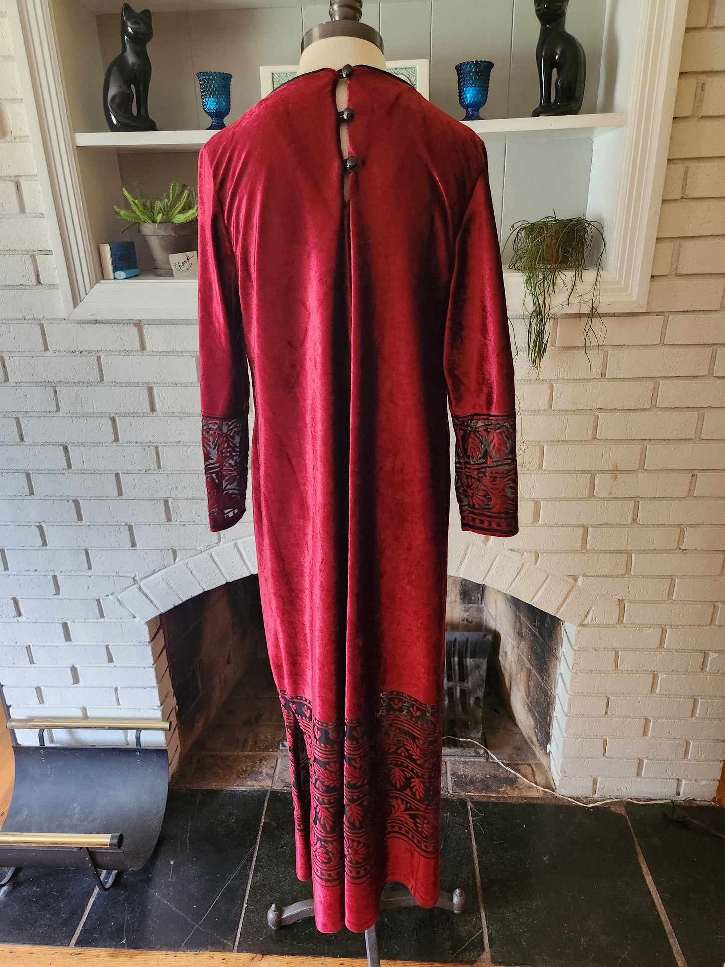 Vintage Nightwear by Ruth Norman