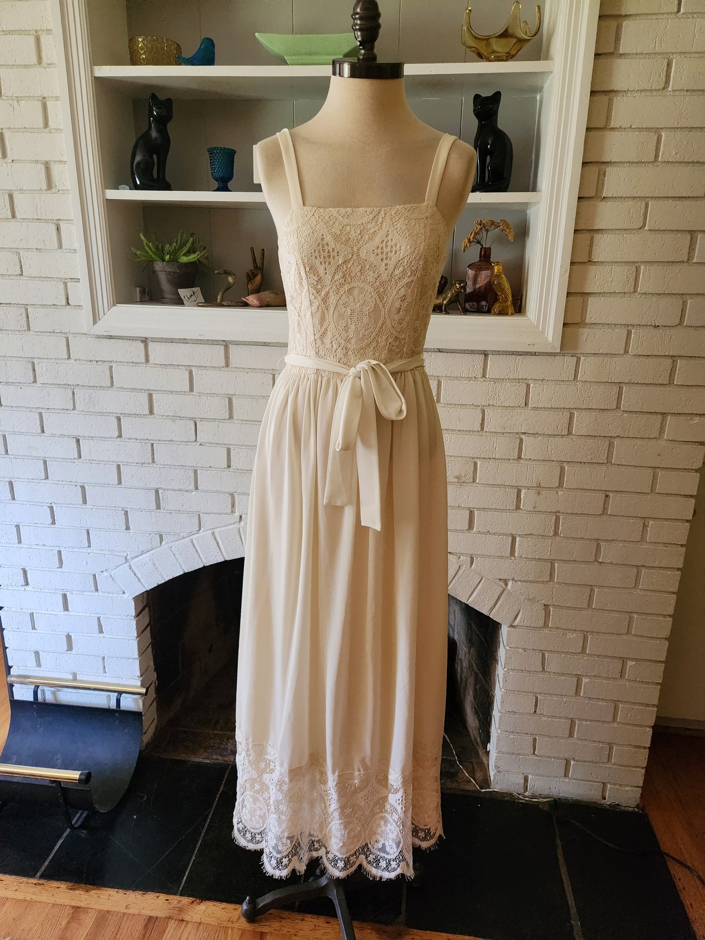 Vintage Sleeveless Wedding Dress by Sears