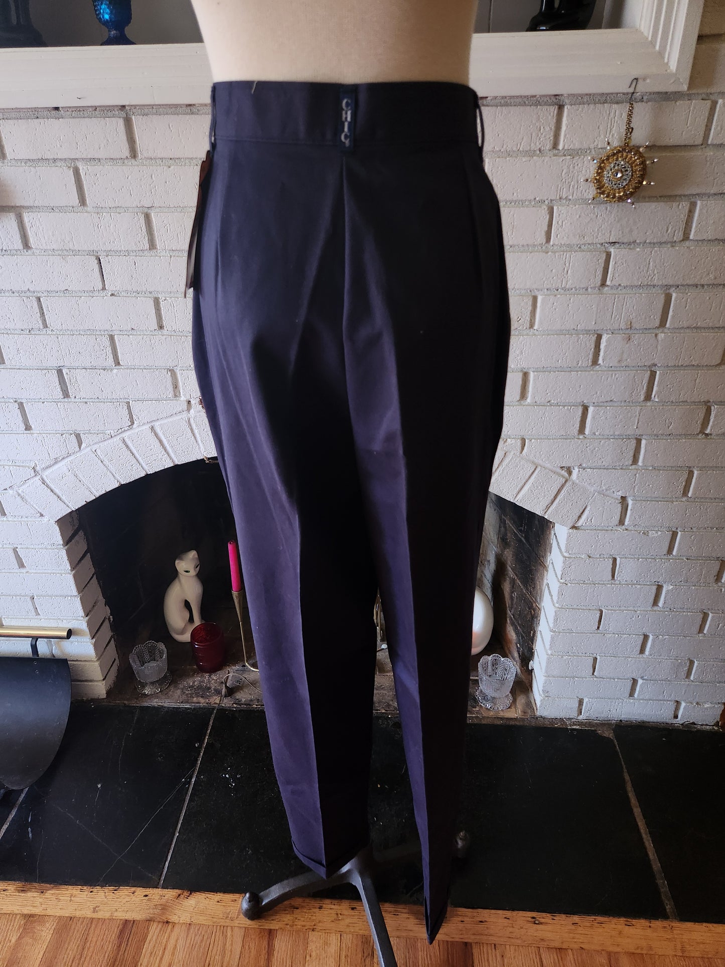 Vintage Pleated Pants by Chic UNWORN!