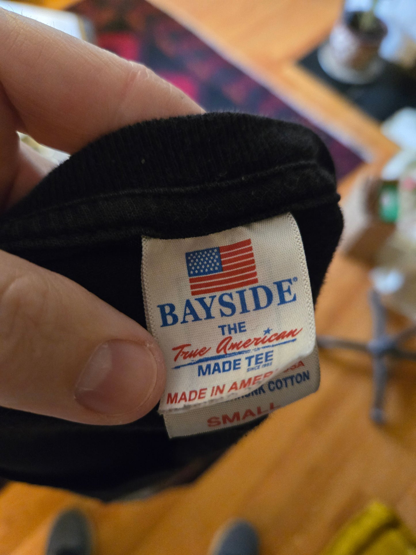 Vintage US Marines T Shirt from the 90s/2000s by Bayside