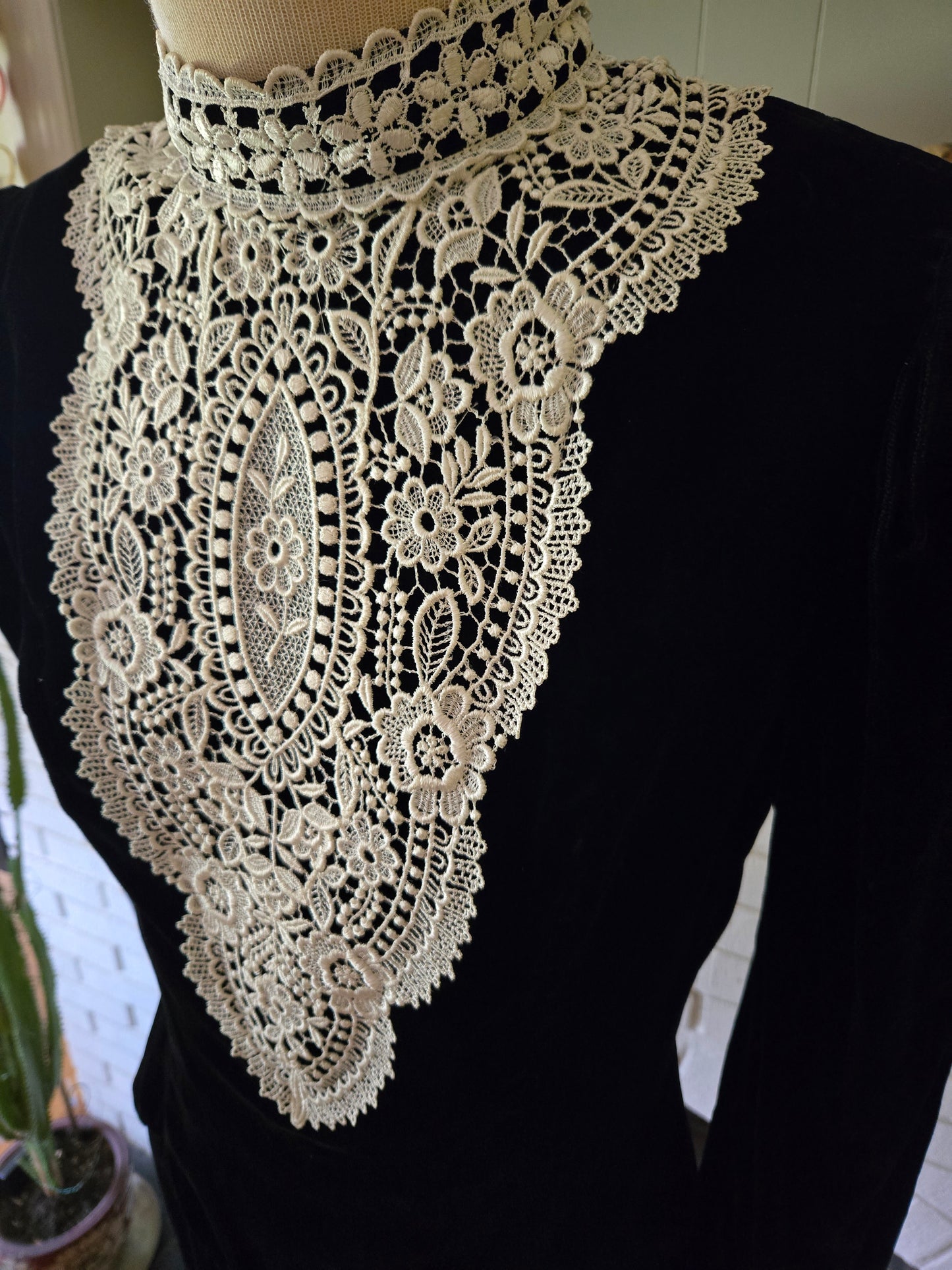 Vintage Long Sleeve Dress by Jessica McClintock Gunne Sax UNWORN!!!