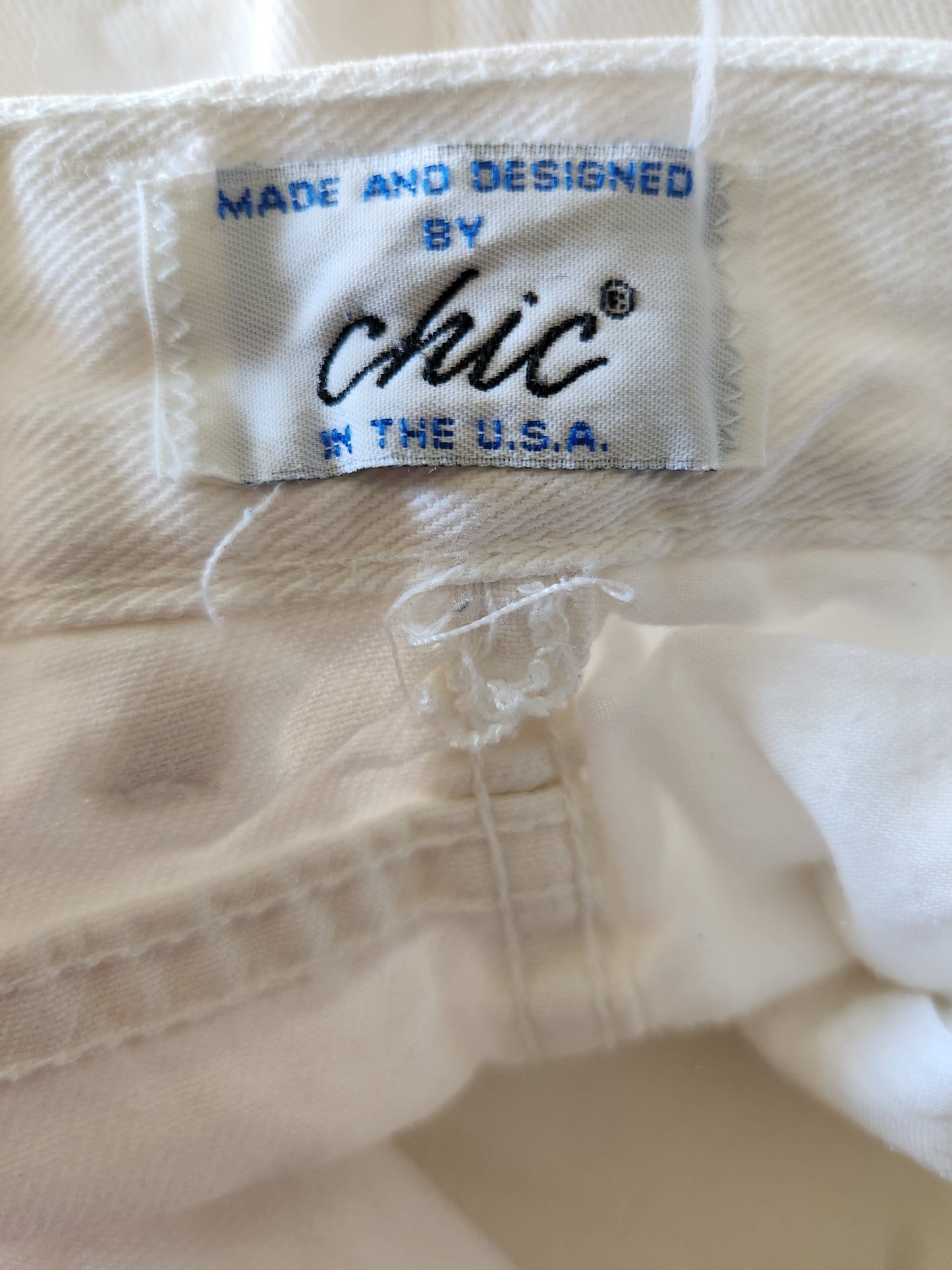Vintage White Jeans by Chic