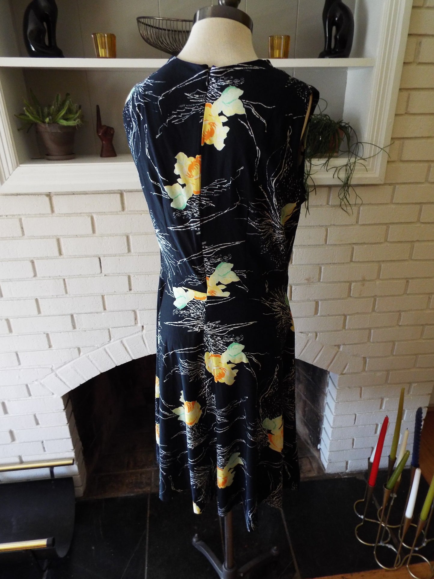 Vintage Sleeveless Black Floral Dress