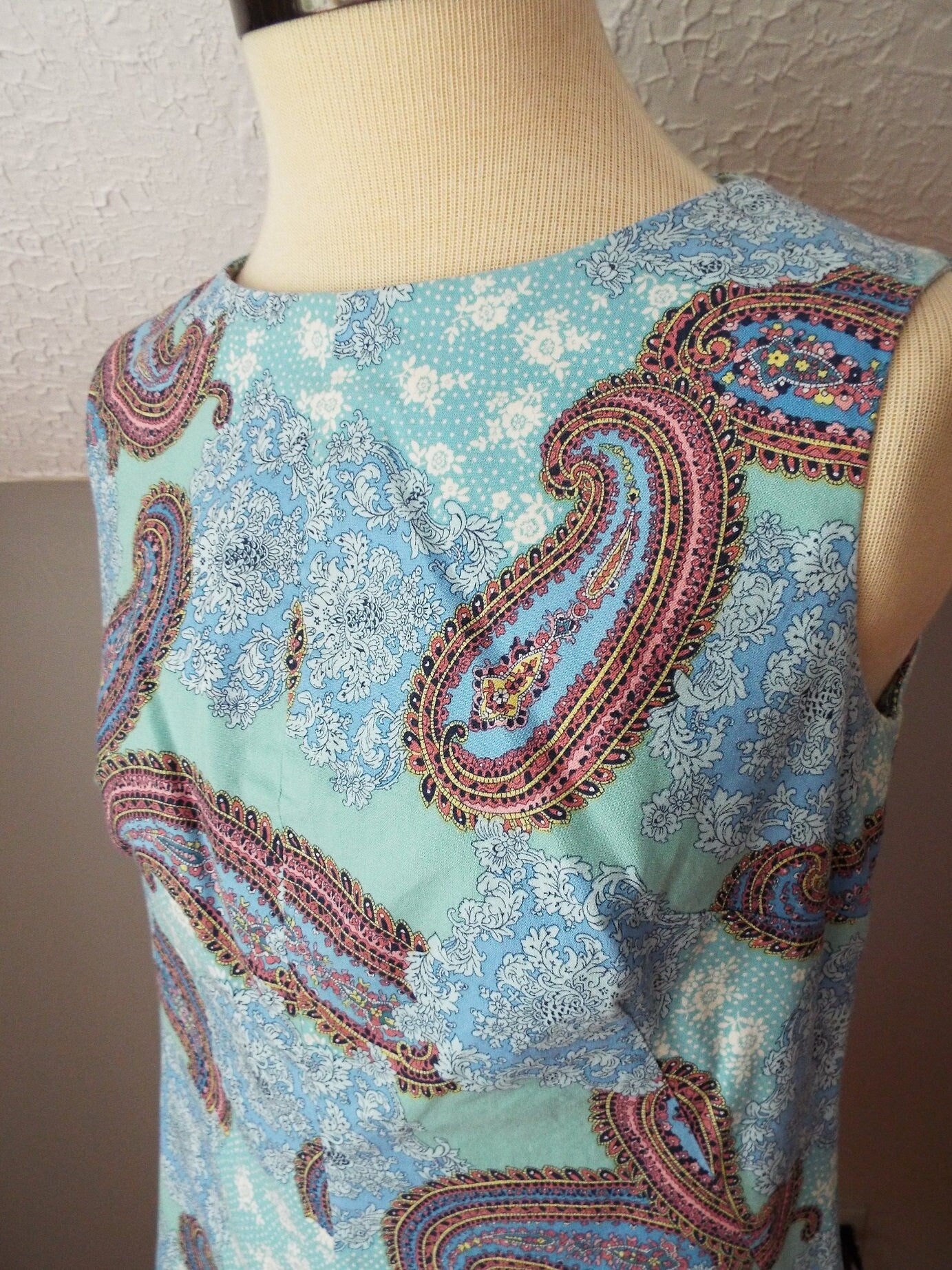 Vintage Sleeveless Blue Paisley Dress