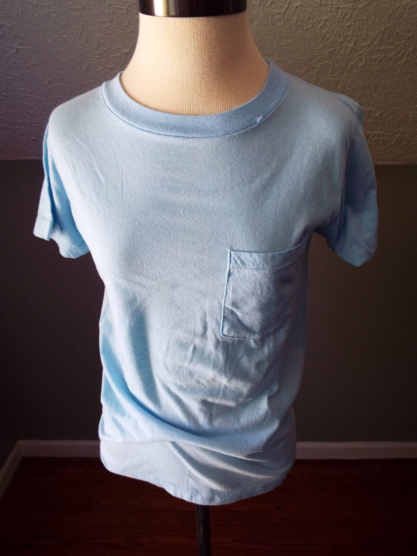 Vintage DEAD STOCK Short Sleeve Ocean Isle North Carolina Pocket T-Shirt