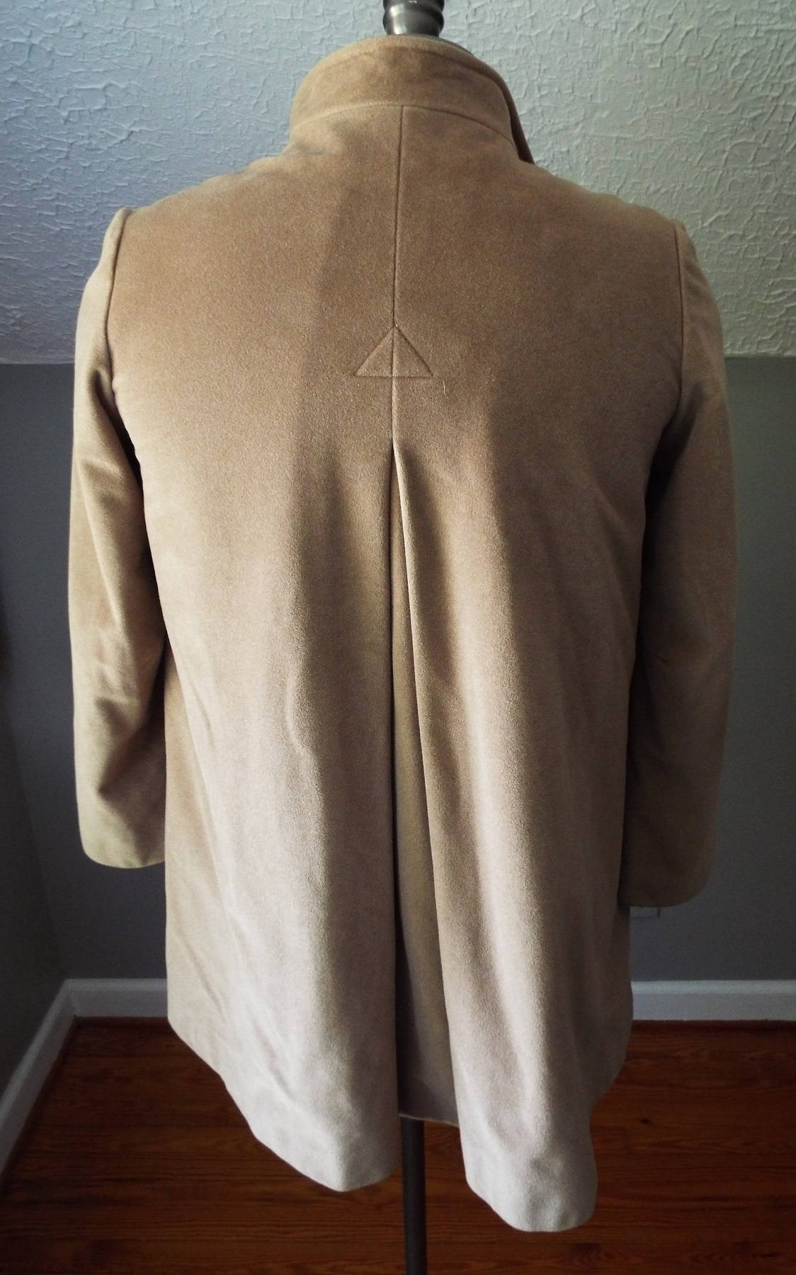 Amazing Vintage Coat for her by Lorendale