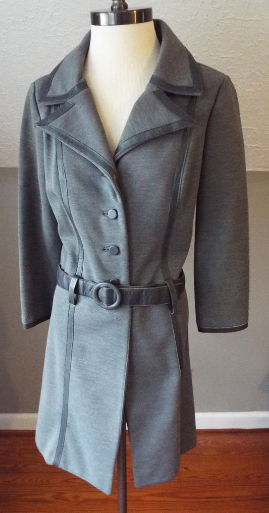 Beautiful Vintage Woman's Coat by Camelon