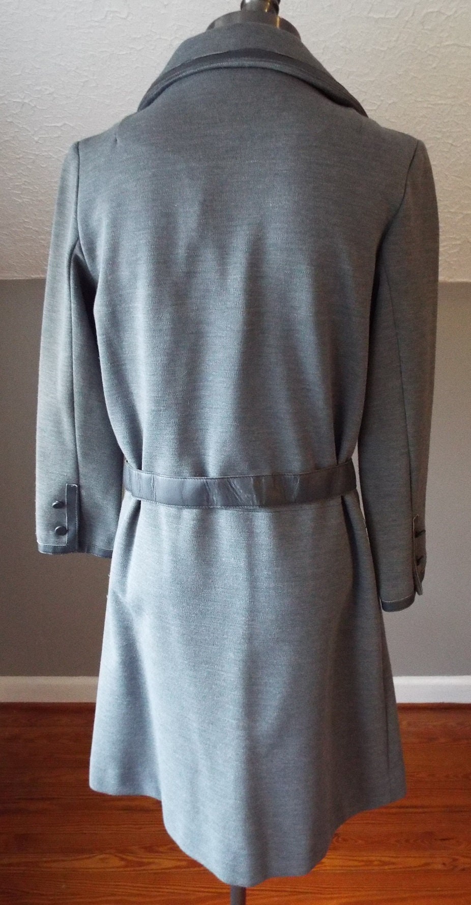 Beautiful Vintage Woman's Coat by Camelon