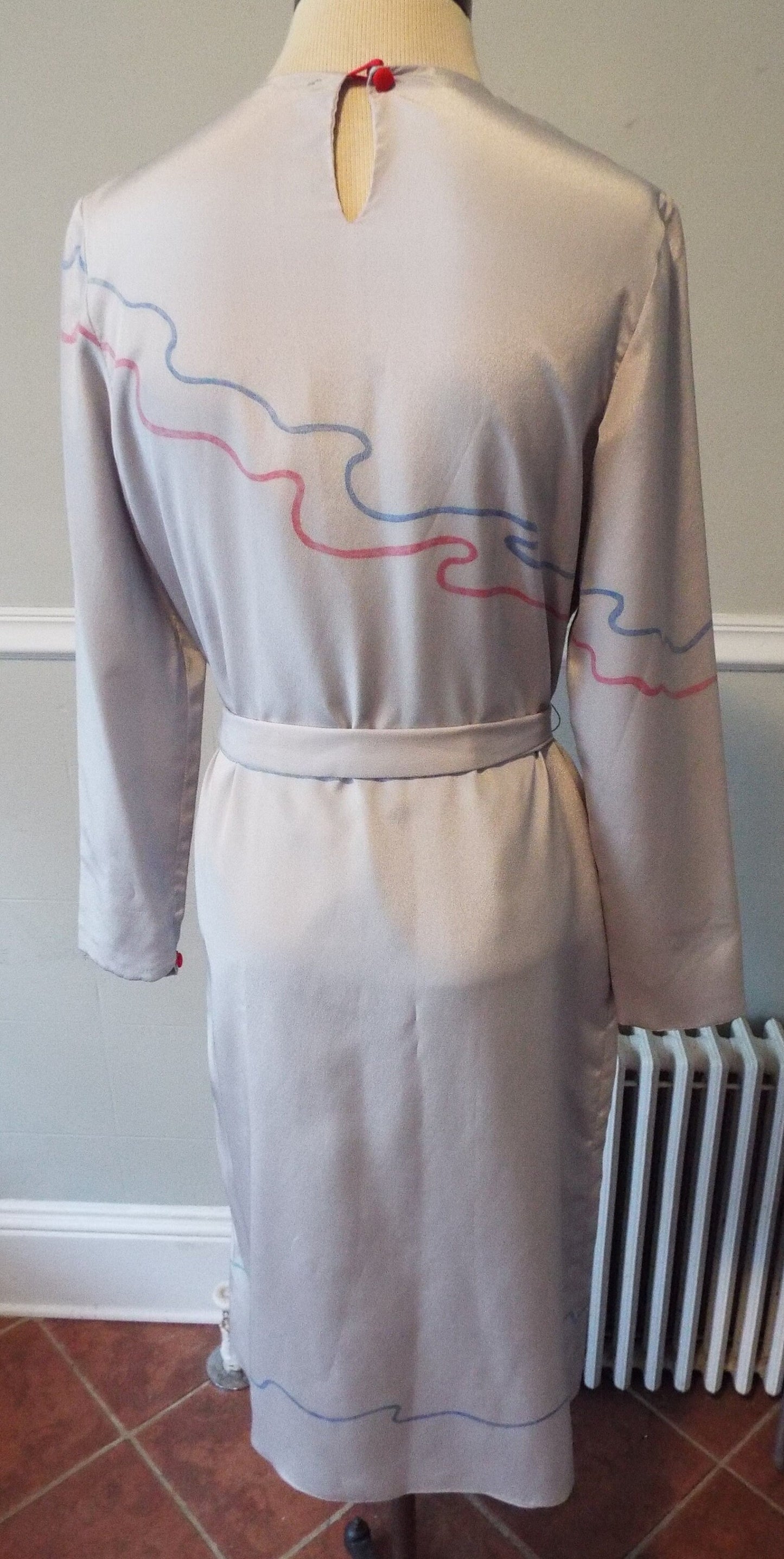 Beautiful Vintage Long Sleeve Silvery Gray Dress