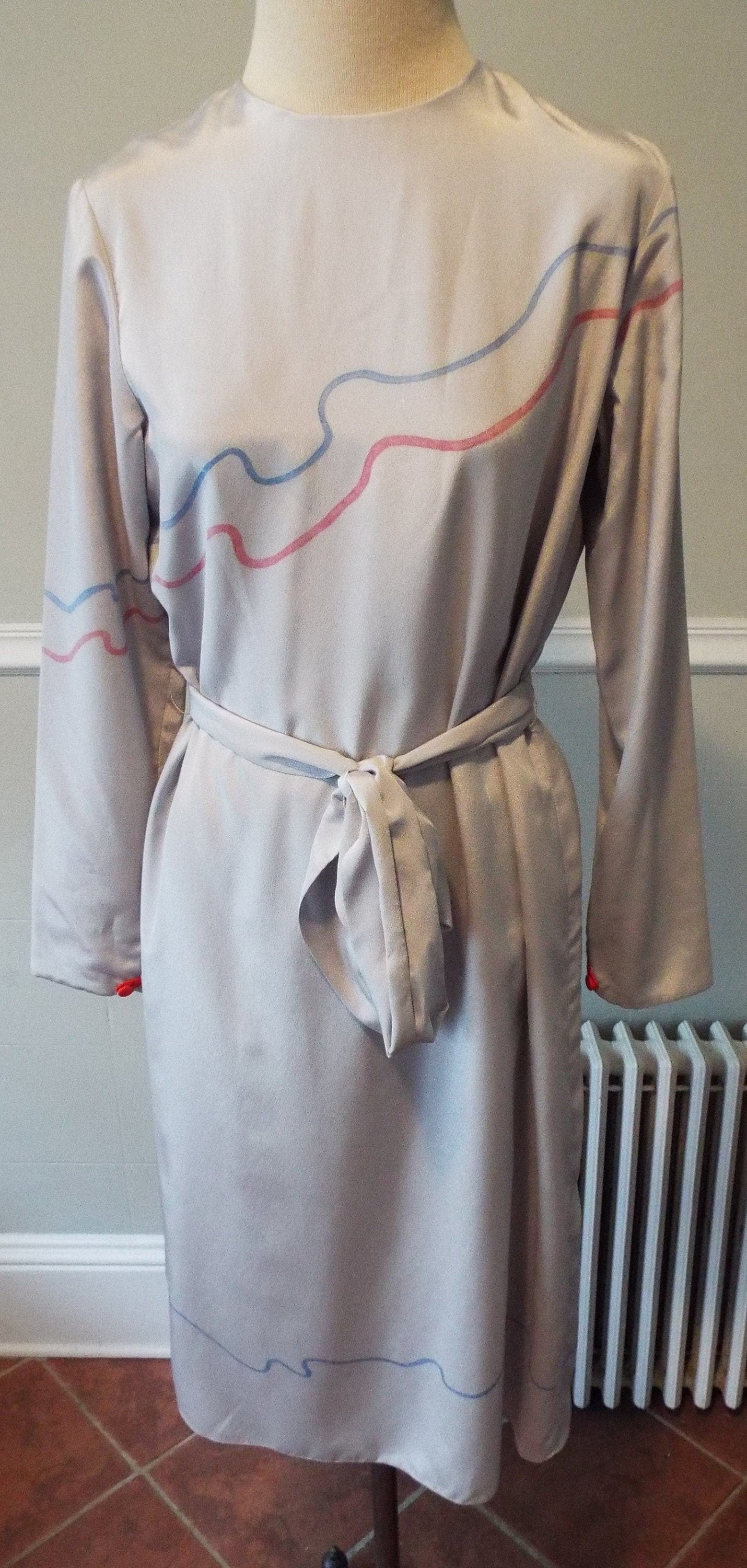 Beautiful Vintage Long Sleeve Silvery Gray Dress