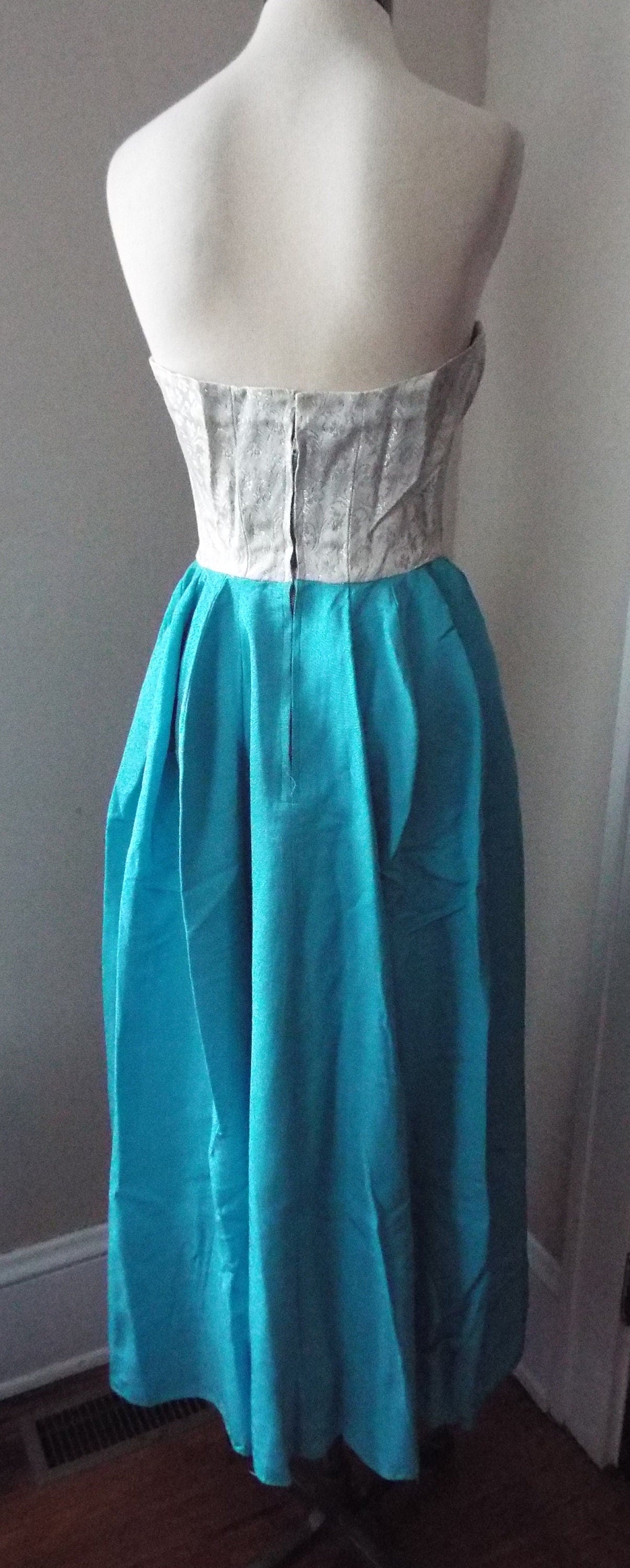 Vintage Handmade Sleeveless Gown