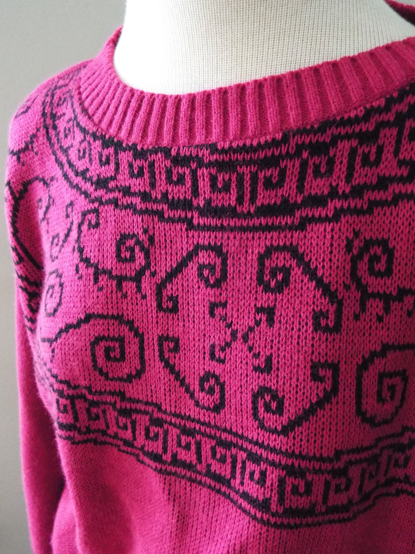 Vintage Womens Long Sleeve Sweater by Ifi