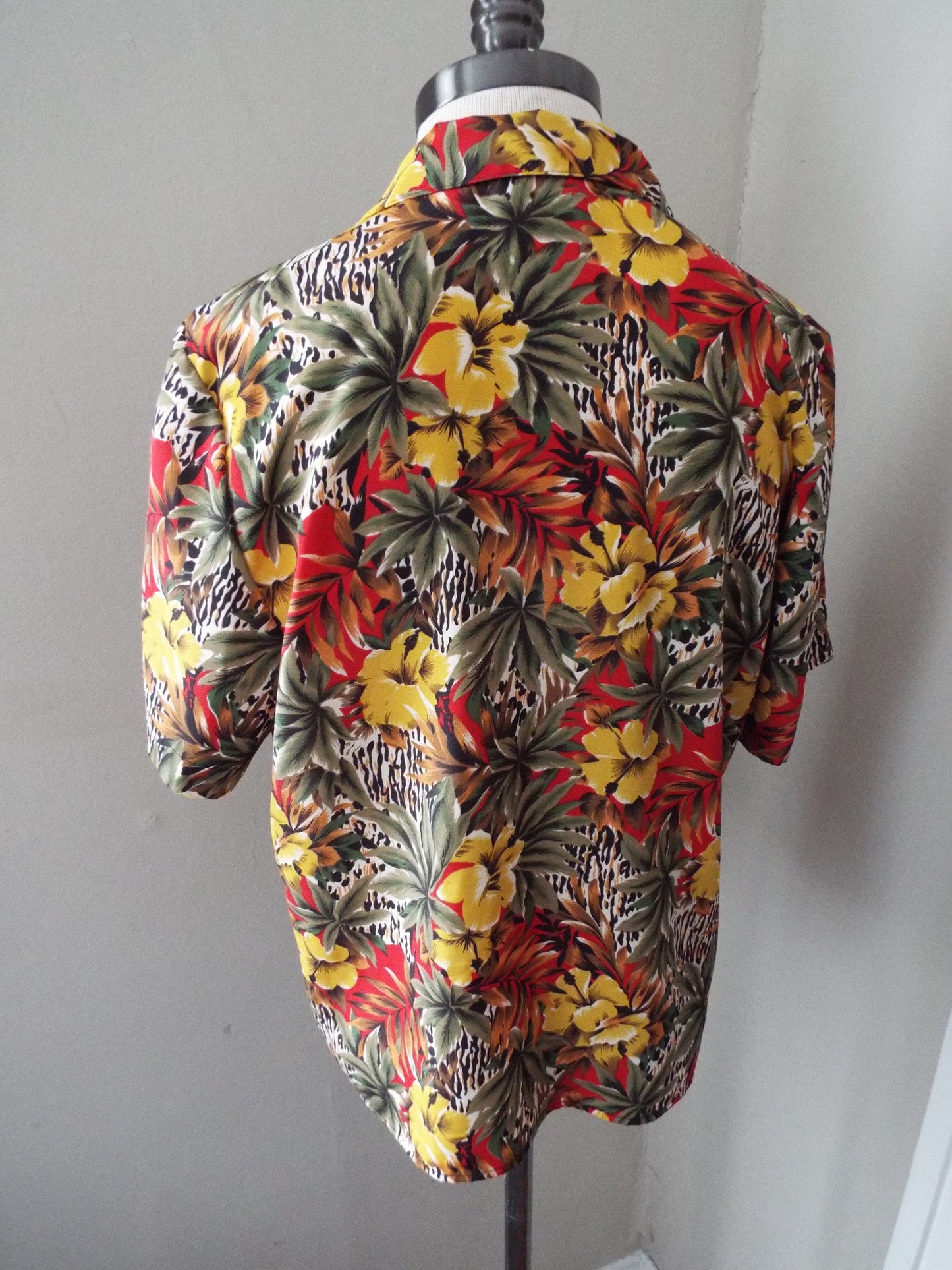 Vintage Short Sleeve Button Down Floral Print Blouse by Notations