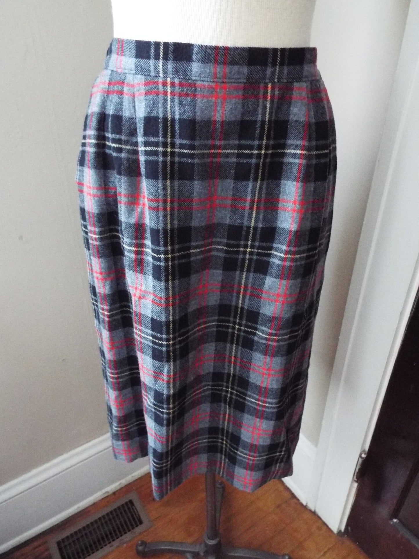 Vintage Wool Skirt and Blazer Set by Pendleton Petite