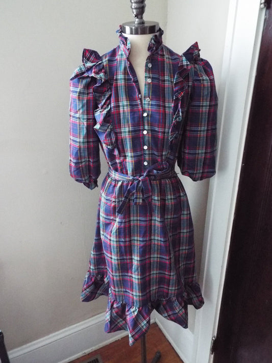 Vintage Short Sleeve Blue and Red Plaid Dress