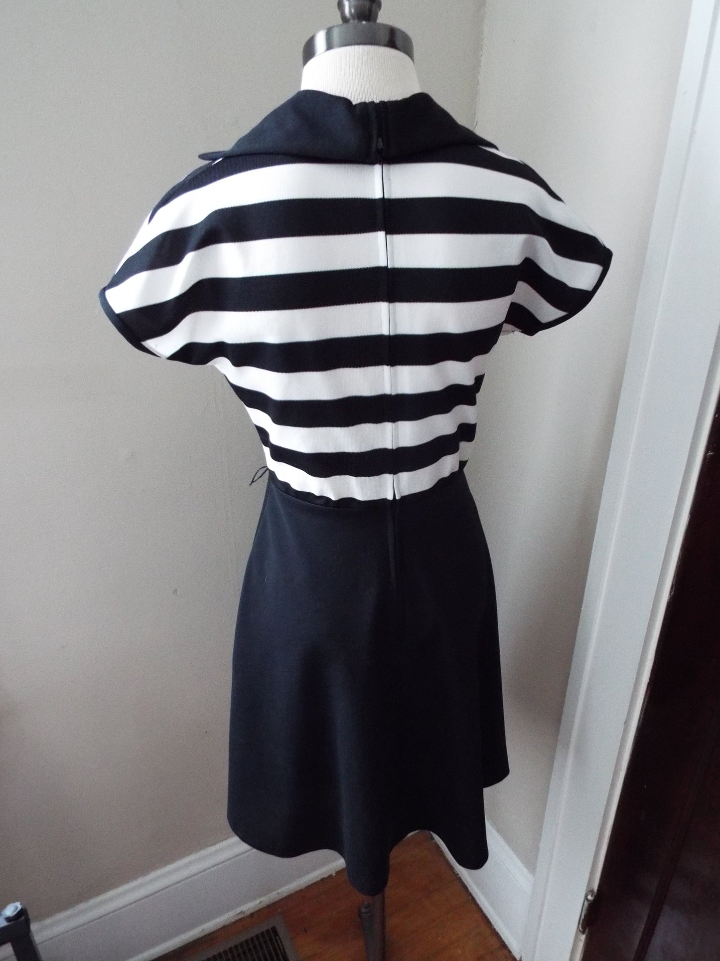 Vintage Sleeveless Black and White Striped Dress