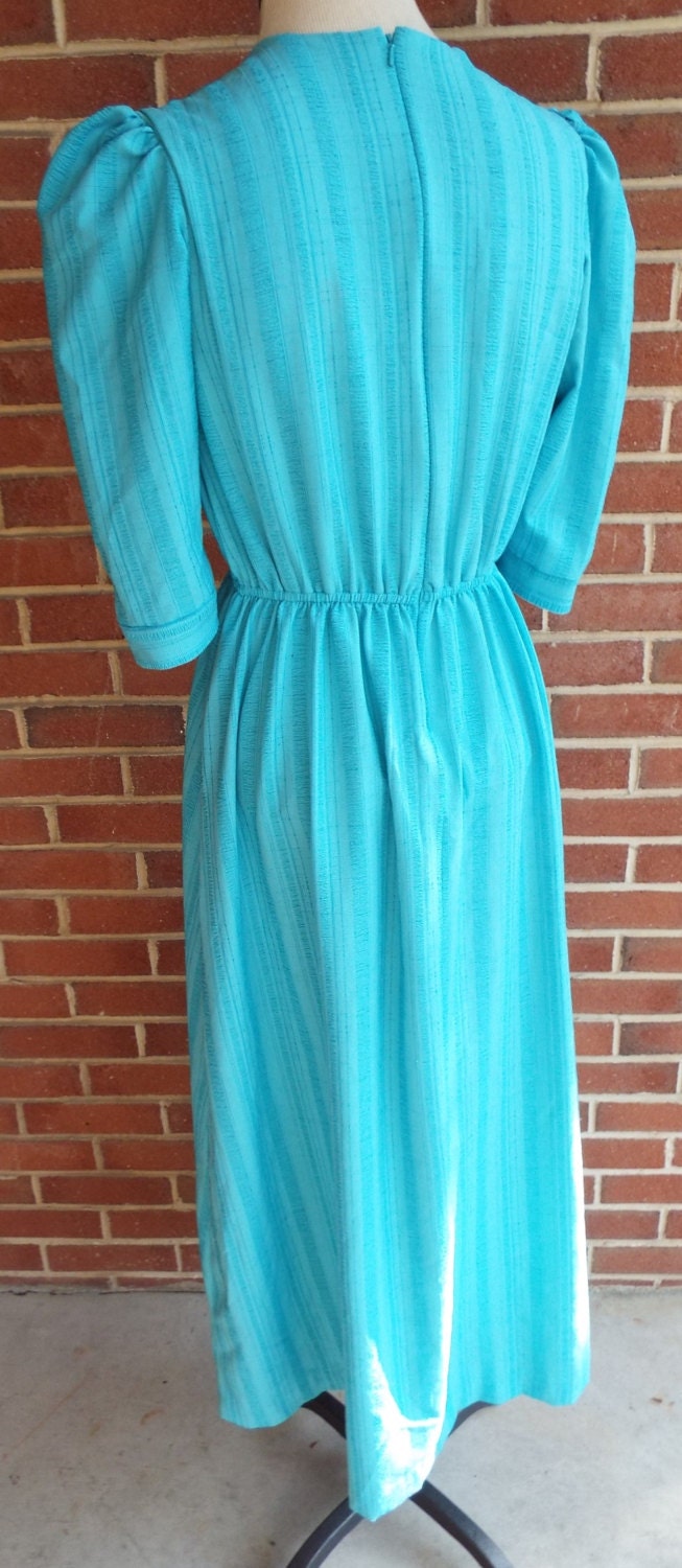 Vintage Turquoise Short Sleeve Dress