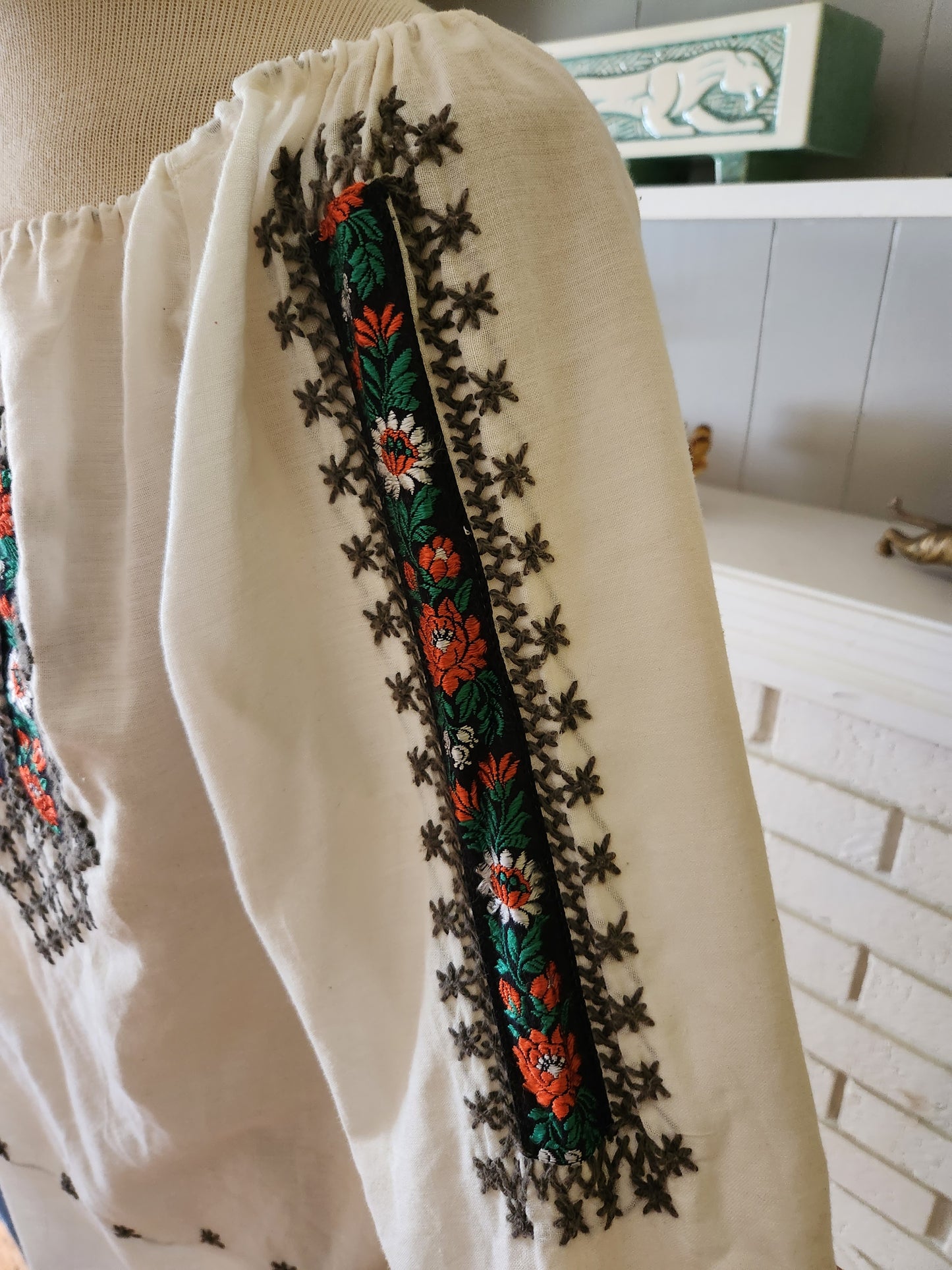 Vintage Long Sleeve Embroidered Peasant Blouse