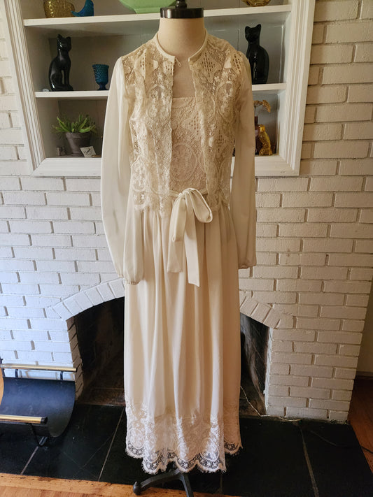 Vintage Sleeveless Wedding Dress by Sears