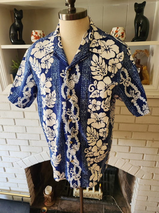 Vintage Short Sleeve Button Down Hawaiian Shirt by RJC Ltd