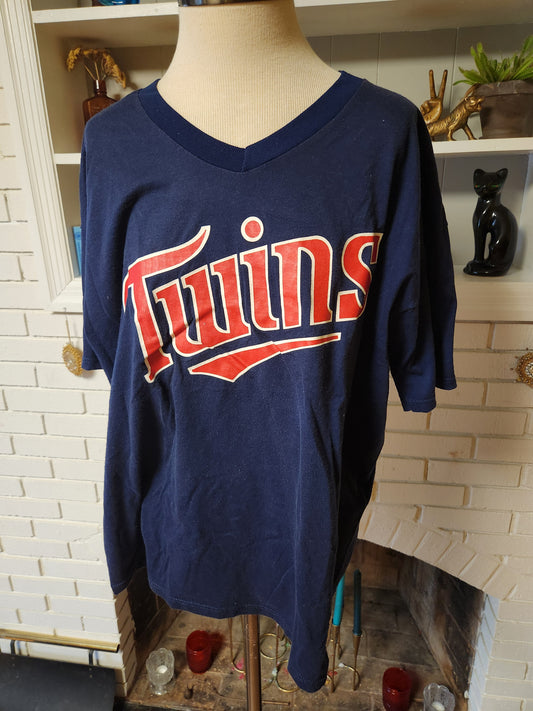 Vintage Minnesota Twins No. 35 Jersey T Shirt