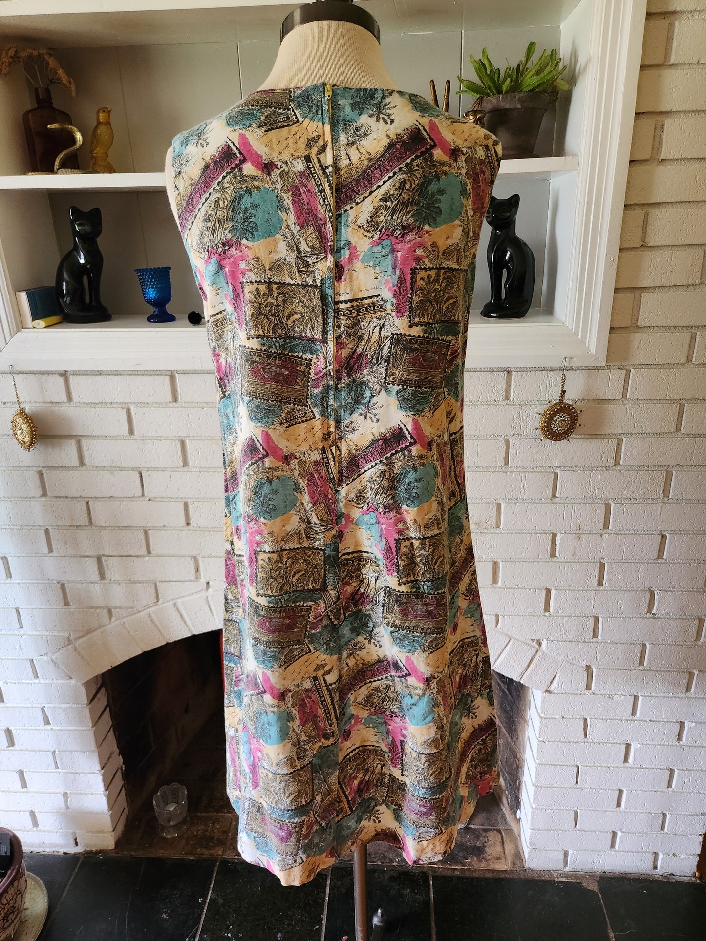 Vintage Sleeveless New Zealand Print Dress