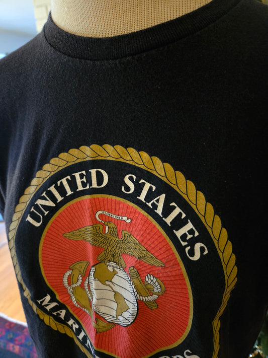 Vintage US Marines T Shirt from the 90s/2000s by Bayside