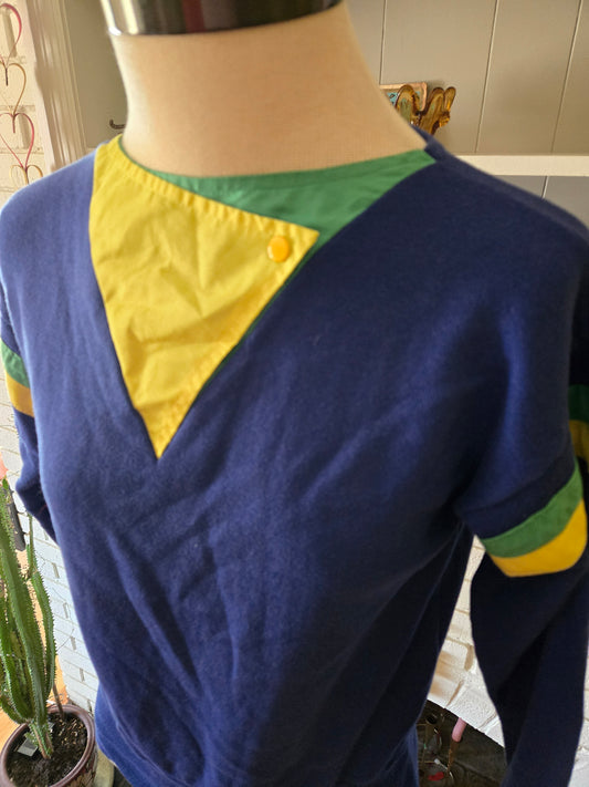 Vintage Long Sleeve Sweatshirt by Topicknits