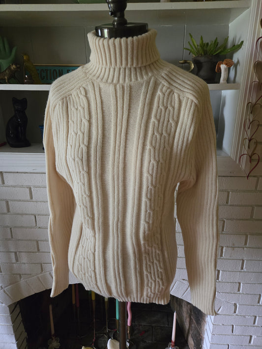 Vintage Long Sleeve Turtle Neck Sweater for Pogues Cincinnati