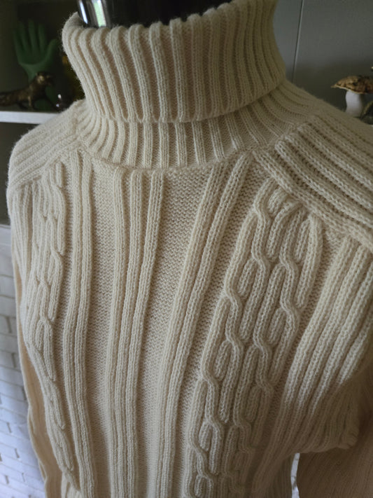 Vintage Long Sleeve Turtle Neck Sweater for Pogues Cincinnati