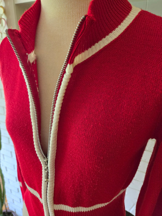 Vintage Long Sleeve Zippered Sweater by Alberoy