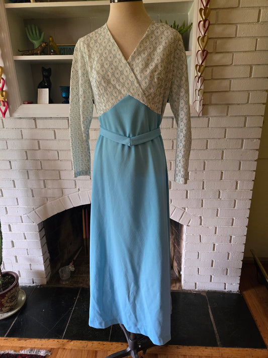 Vintage Long Sleeve Blue and White Dress