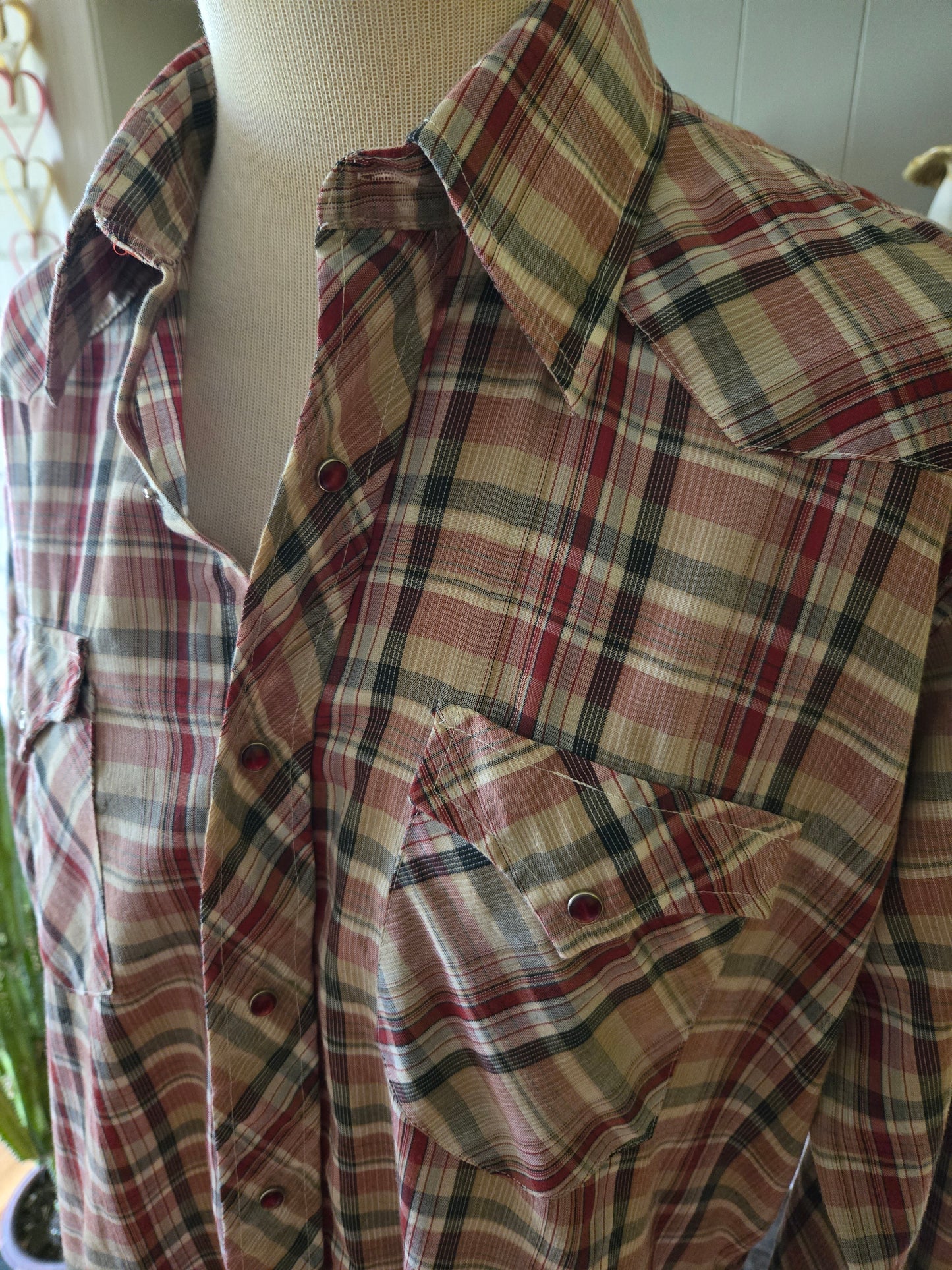 Vintage Long Sleeve Button Down Western Snap Shirt by Wrangler