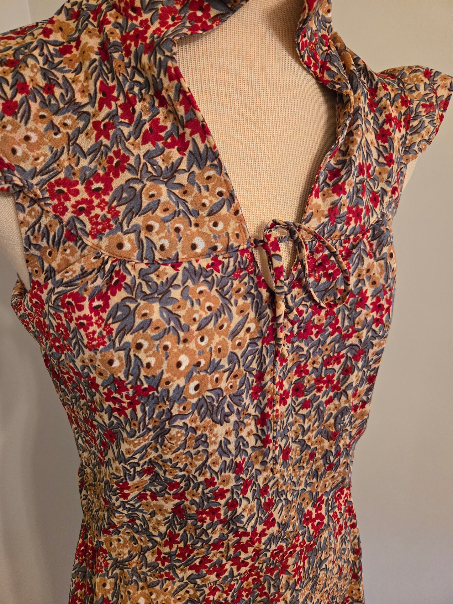 Vintage Sleeveless Floral Print Dress