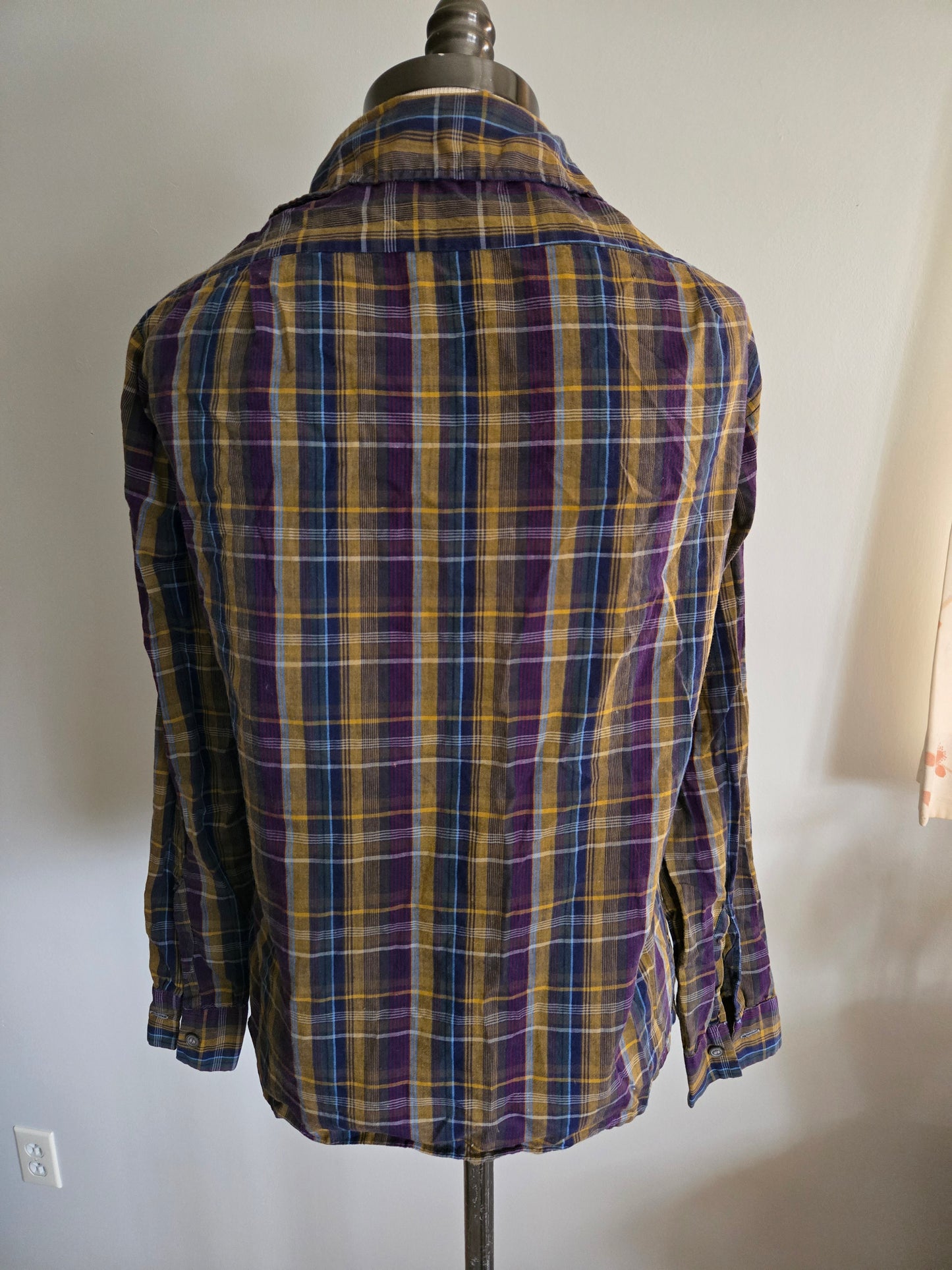Vintage Long Sleeve Button Down Shirt by Gunnin