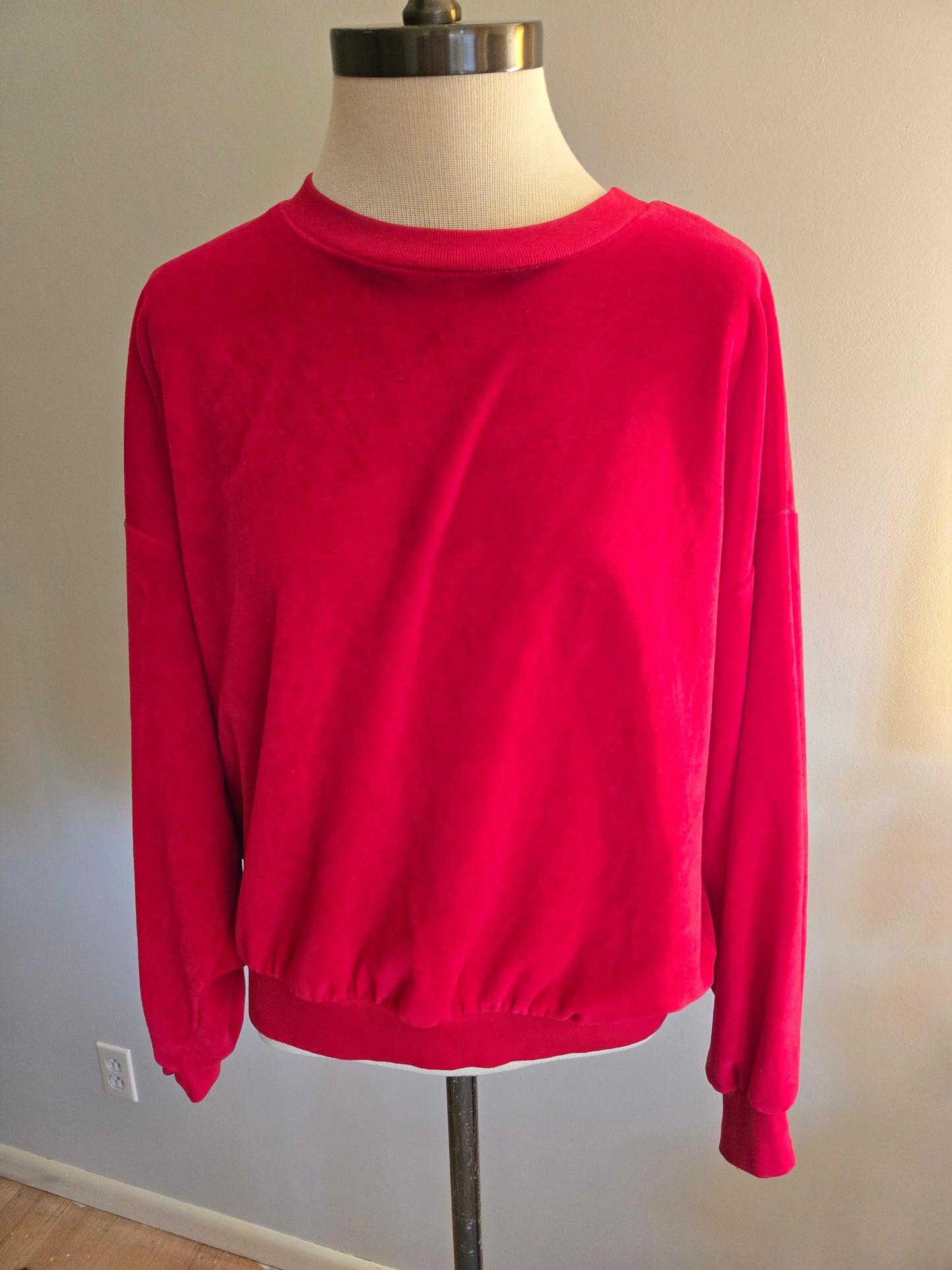 Vintage Long Sleeve Red Sweatshirt by Russ Petites