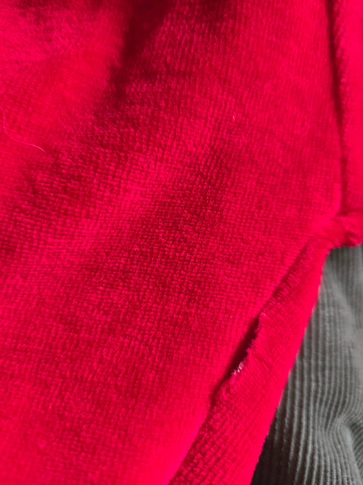 Vintage Long Sleeve Red Sweatshirt by Russ Petites