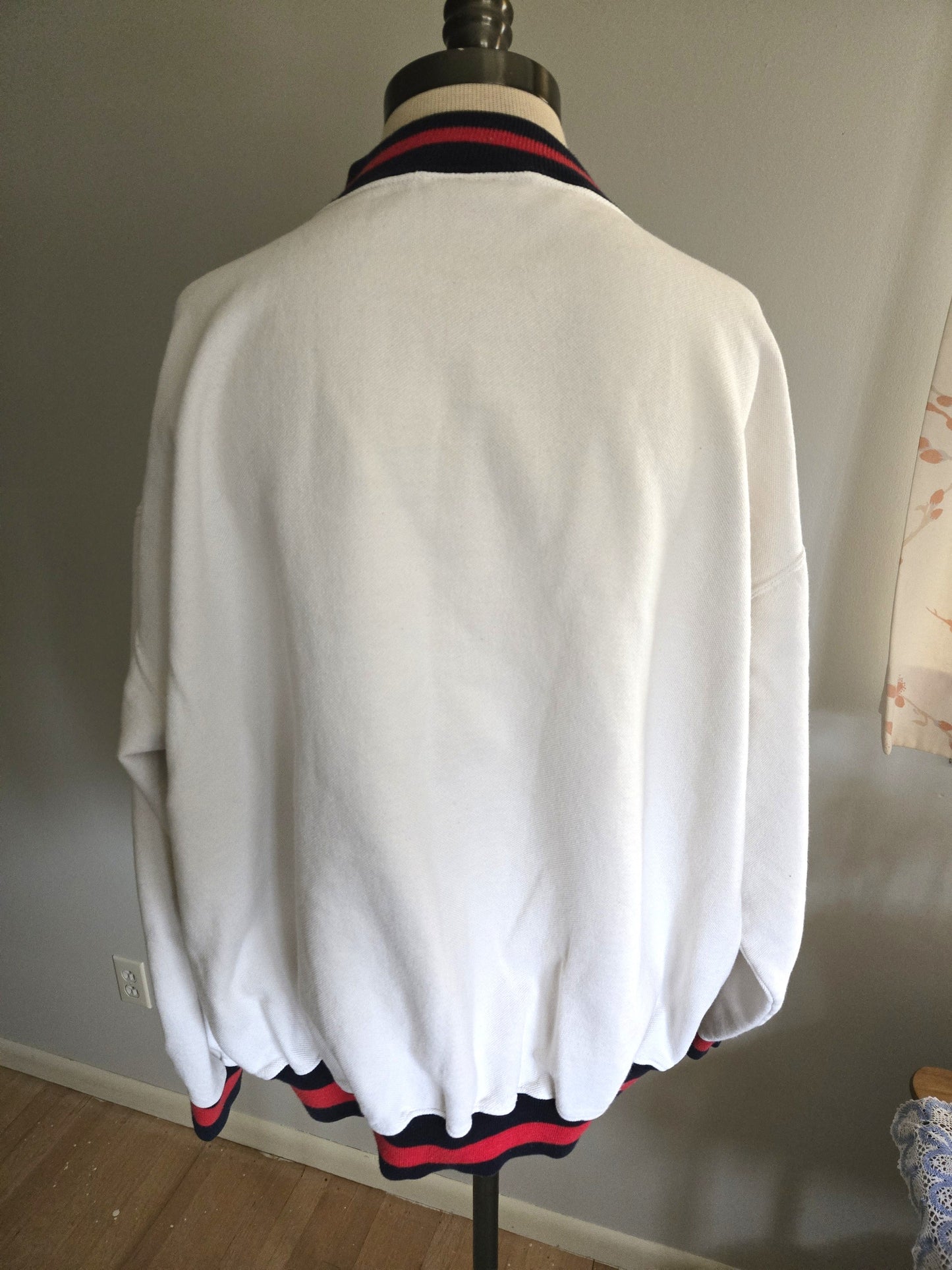 Vintage Long Sleeve Kellogg's Sweatshirt by VCC