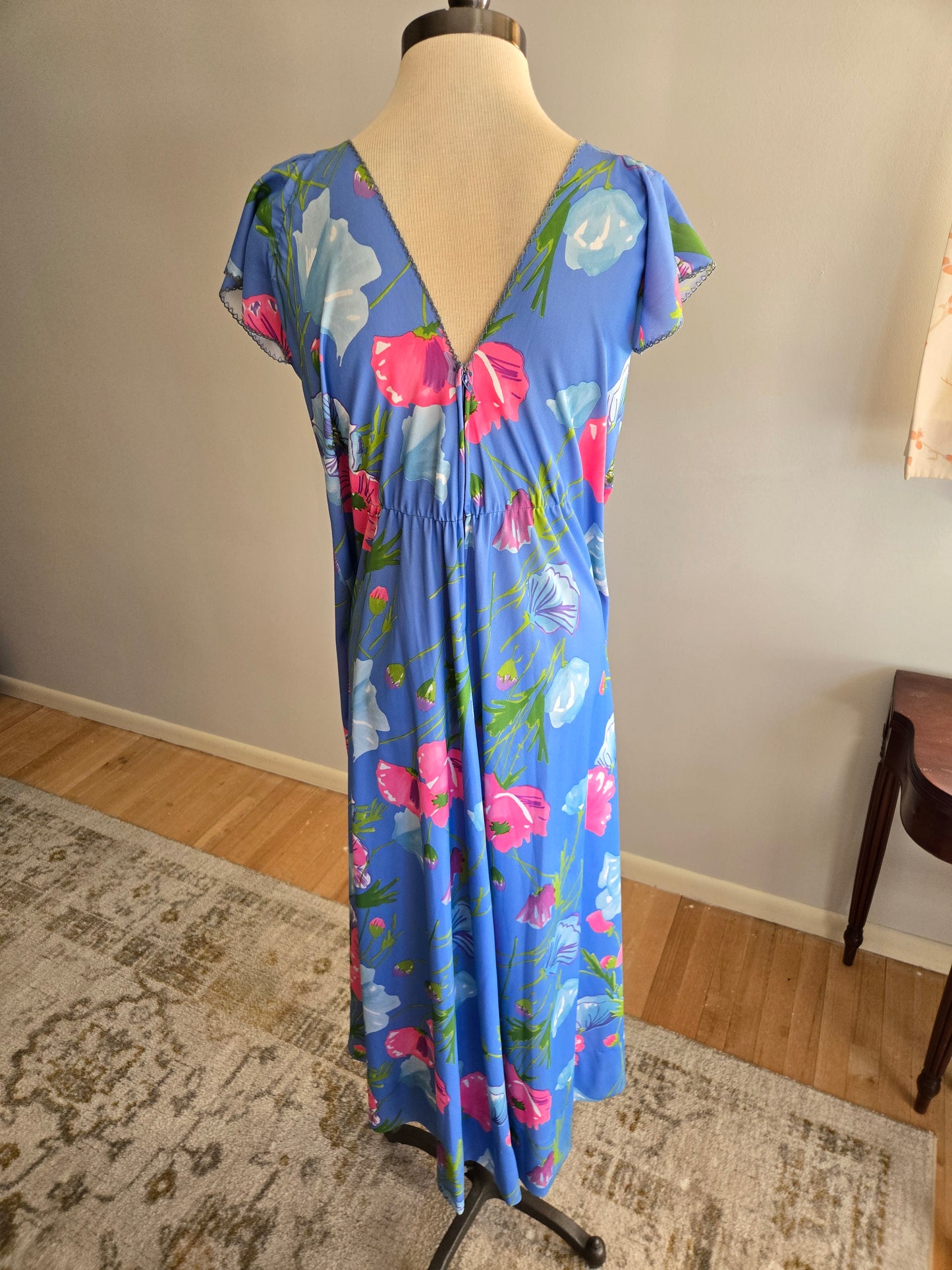 Vintage Sleeveless Floral Print Dress