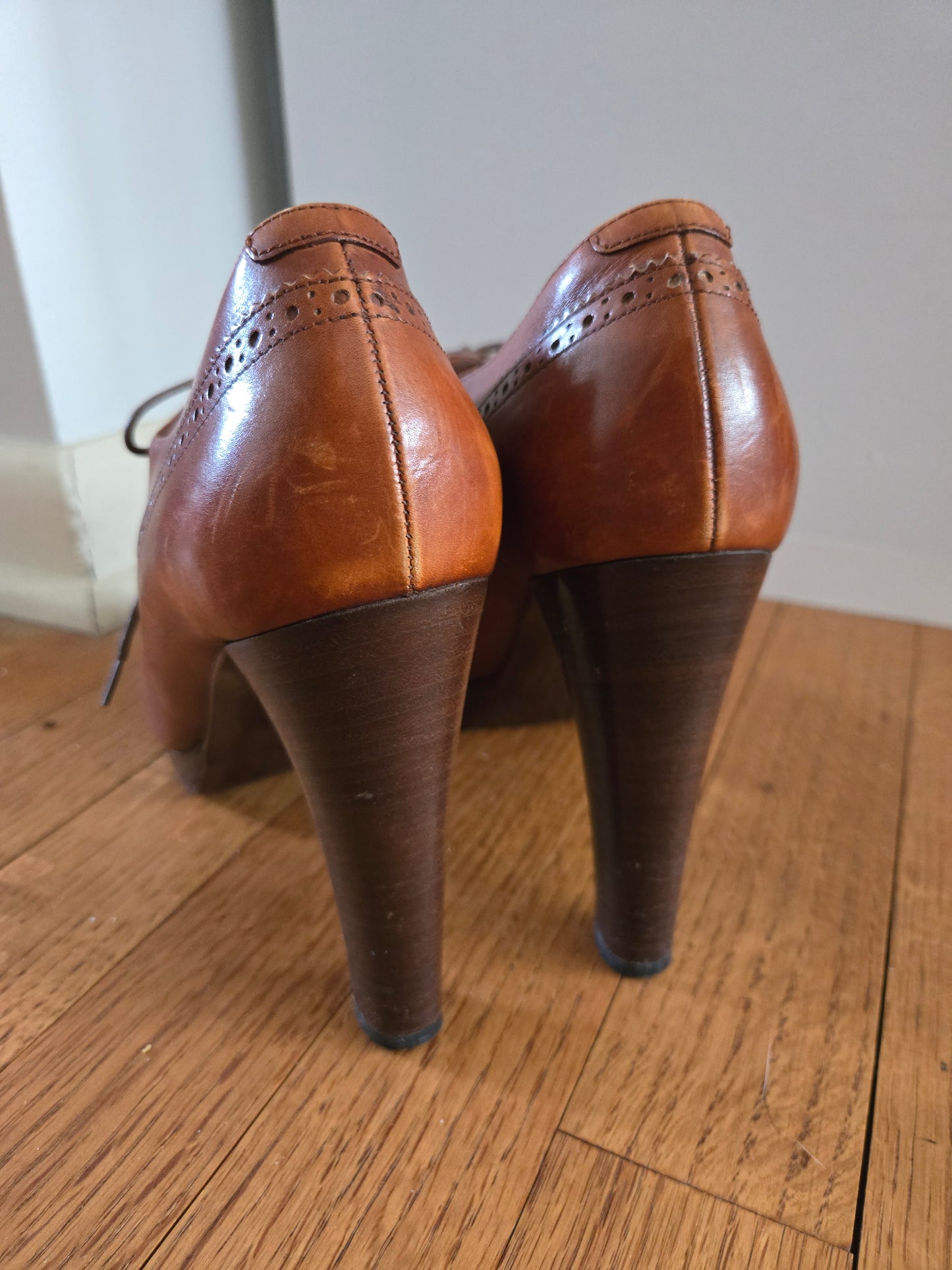 Vintage Ralph Lauren Purple Label Leather Oxford Pumps