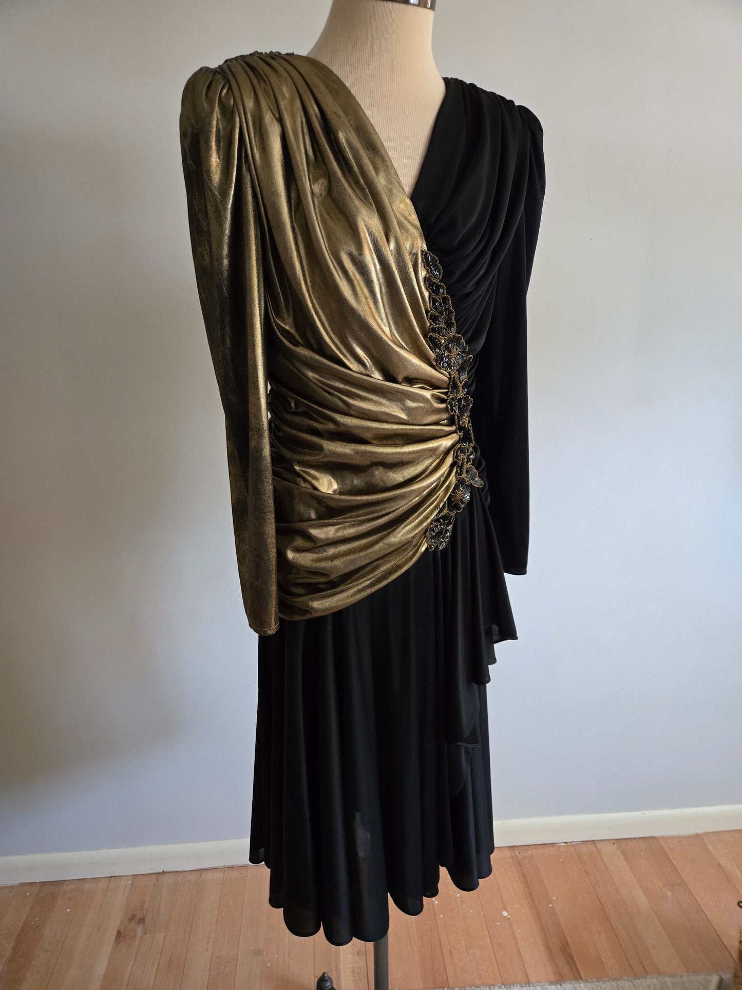 Vintage Long Sleeve Gold and Black Dress by Filigree