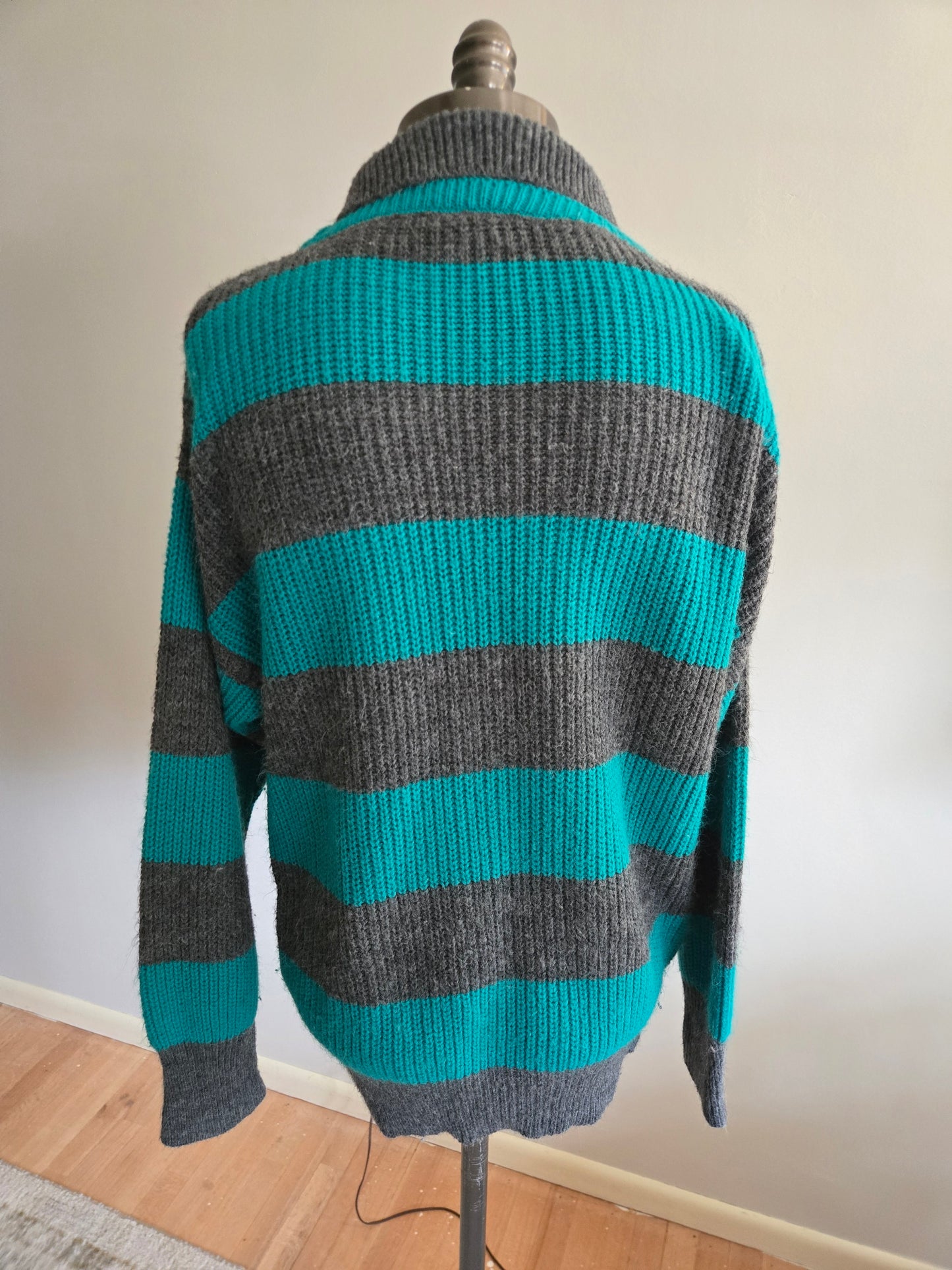 Vintage Long Sleeve Sweater by Yarn Works