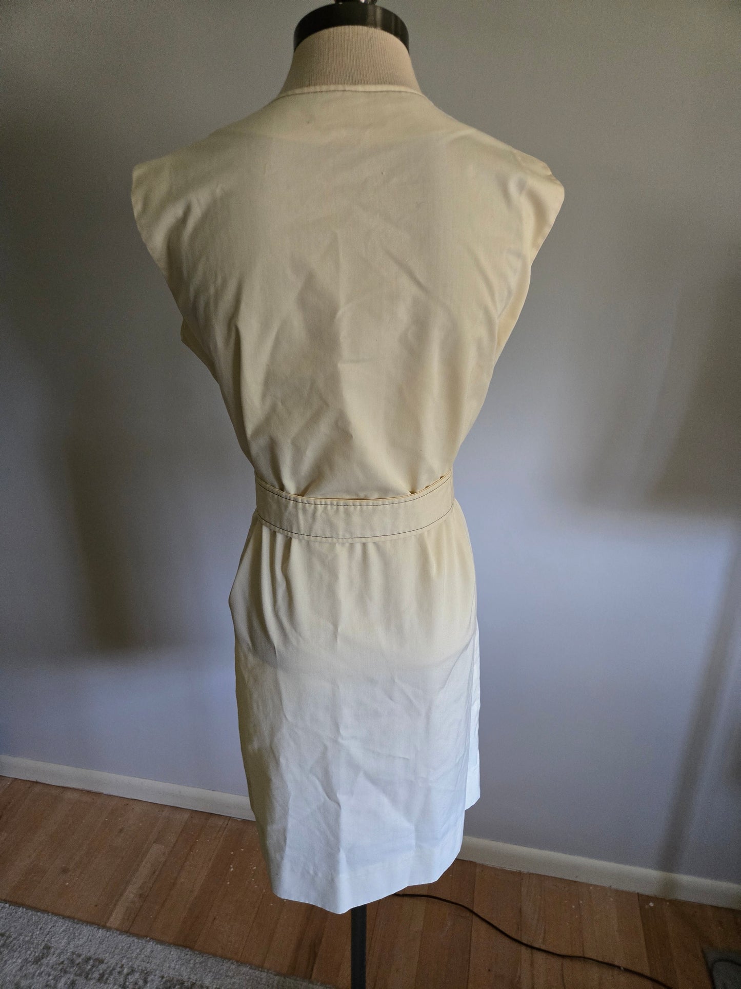 Vintage Sleeveless Off White Dress by Dutchmaid