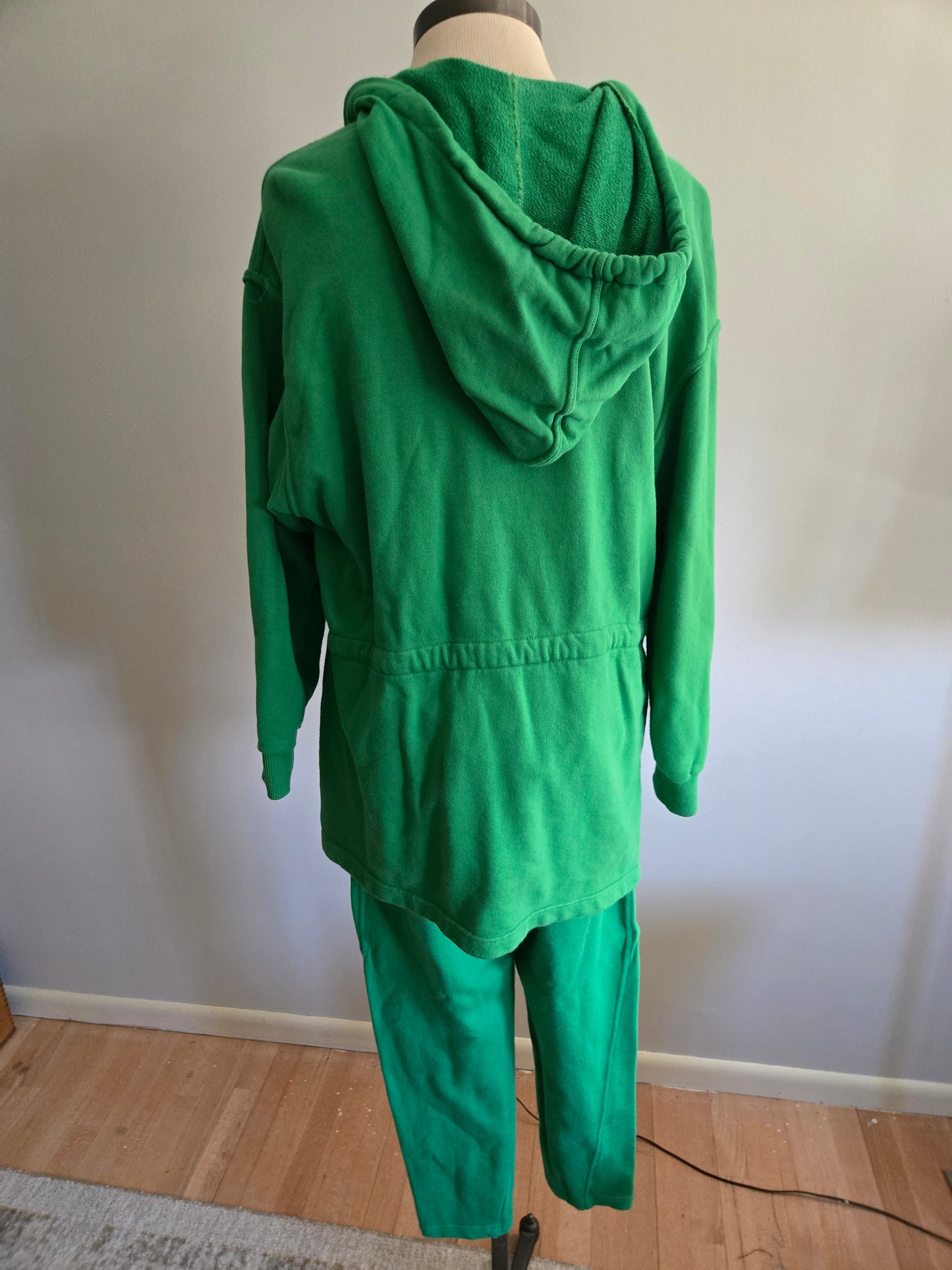 Vintage Long Sleeve Two Piece Green Sweatsuit by DKNY