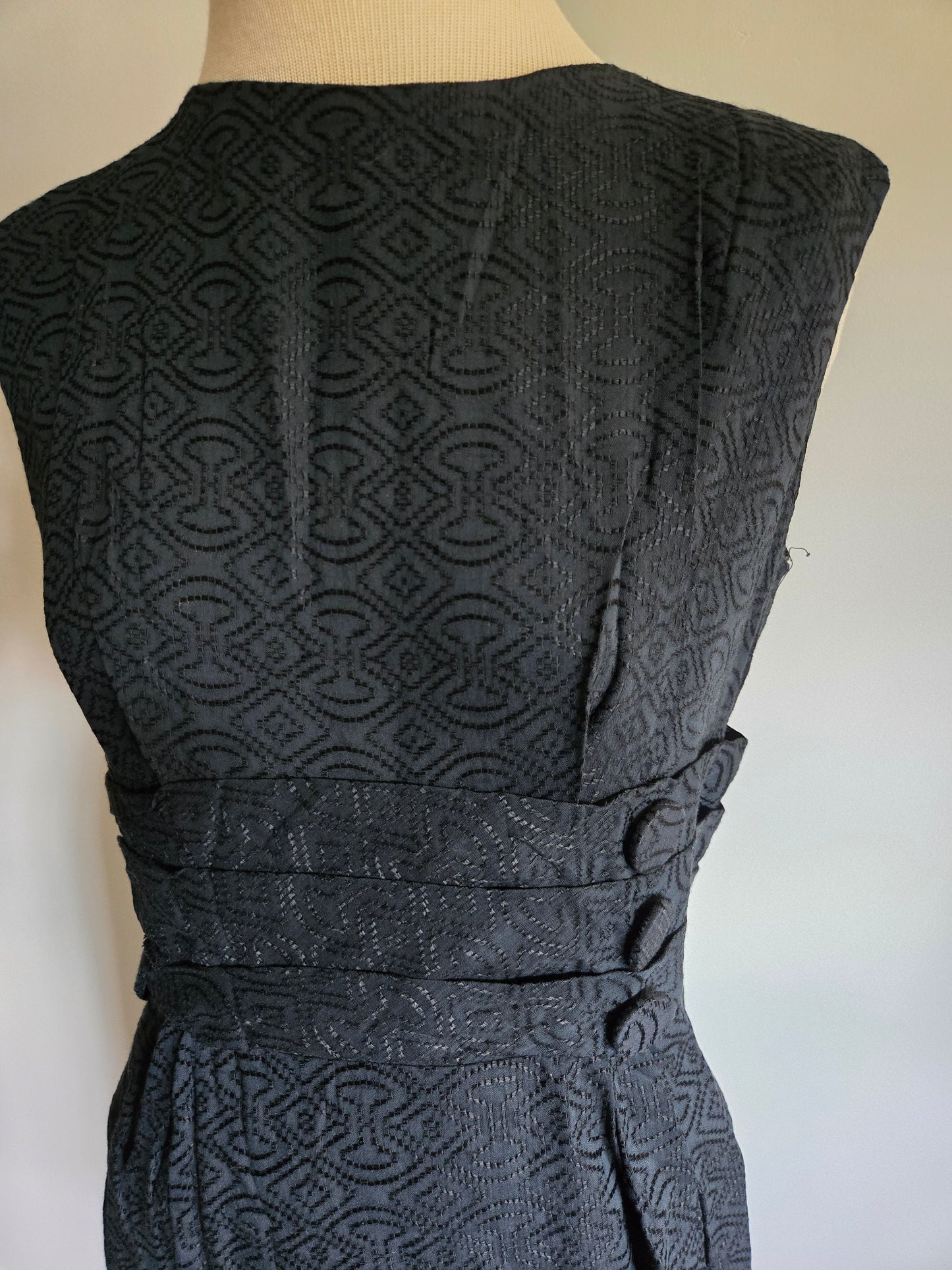 Vintage Sleeveless Black Dress