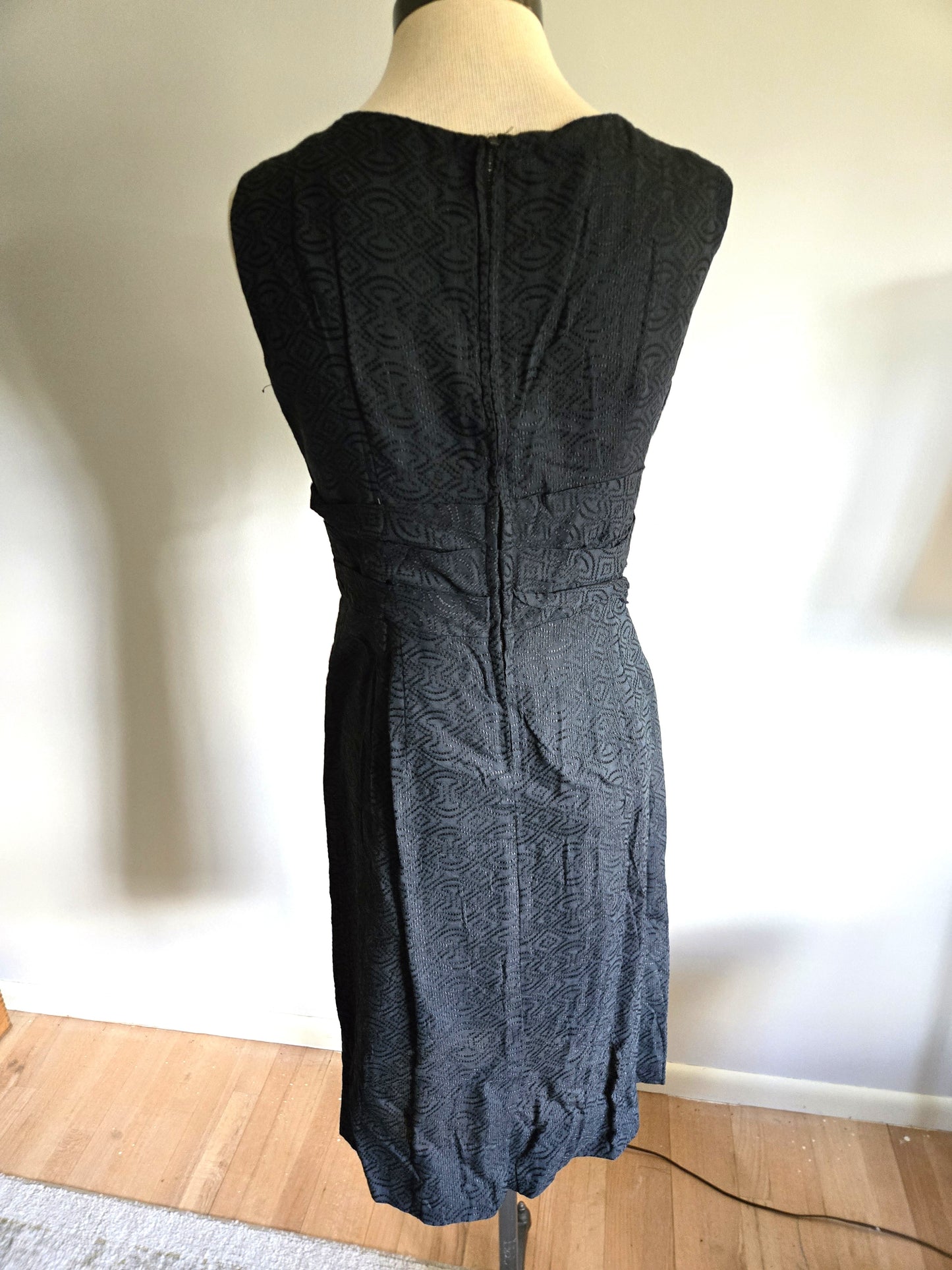Vintage Sleeveless Black Dress