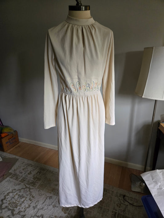 Vintage Long Sleeve Off White Dress