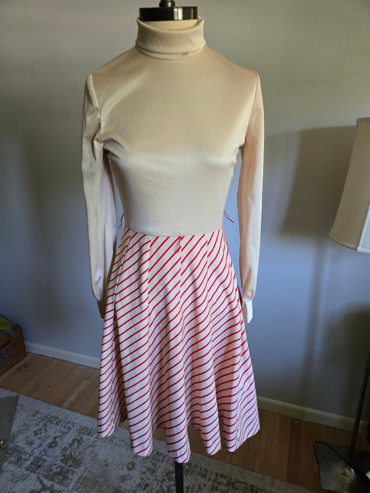 Vintage Long Sleeve White Gold and Red Dress by Jerell of Texas