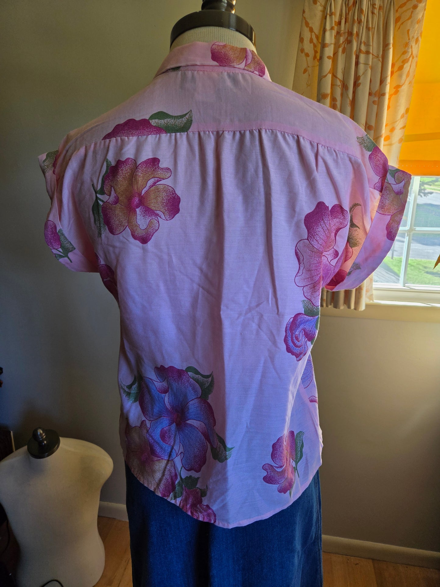 Vintage Short Sleeve Floral Print Blouse by Stoplight