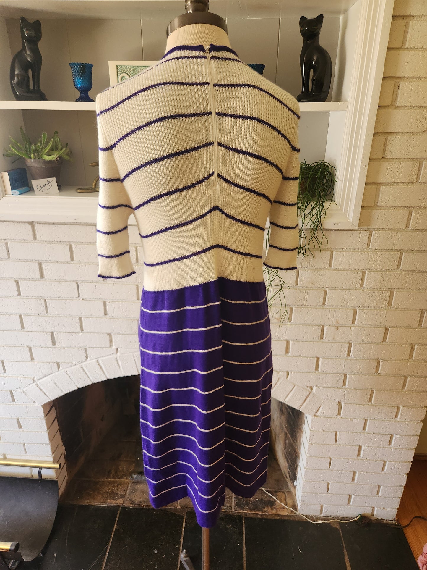 Vintage Short Sleeve Purple and White Sweater Dress